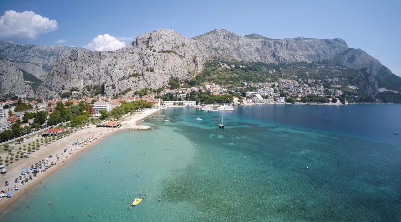 Apartment Omis Holiday Exterior photo