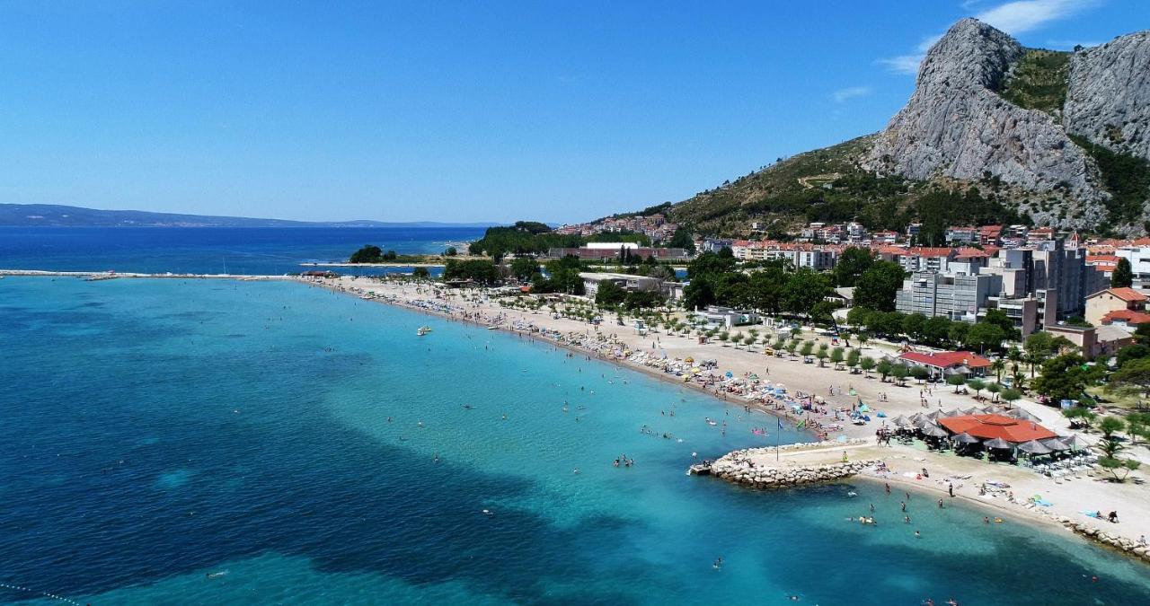 Apartment Omis Holiday Exterior photo